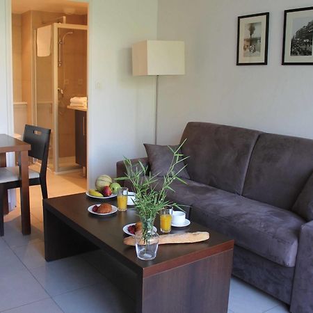 Residence Services Calypso Calanques Plage Марсилия Екстериор снимка