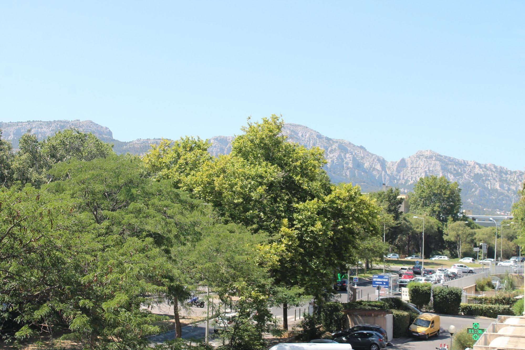 Residence Services Calypso Calanques Plage Марсилия Екстериор снимка