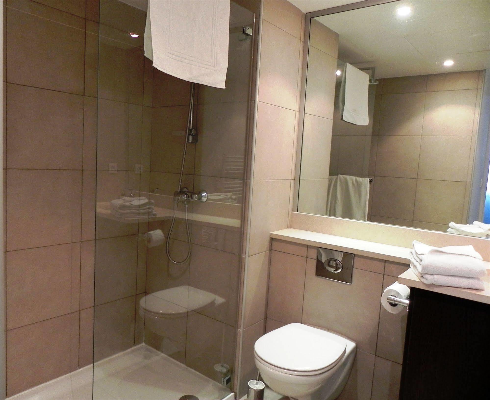 Residence Services Calypso Calanques Plage Марсилия Екстериор снимка